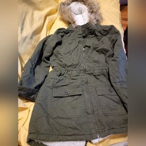 The Children's Place parka style Olive green coat for girls, size L (10/12)